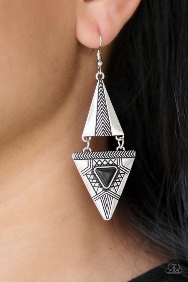 El Paso Edge - Black - Paparazzi Earring Image
