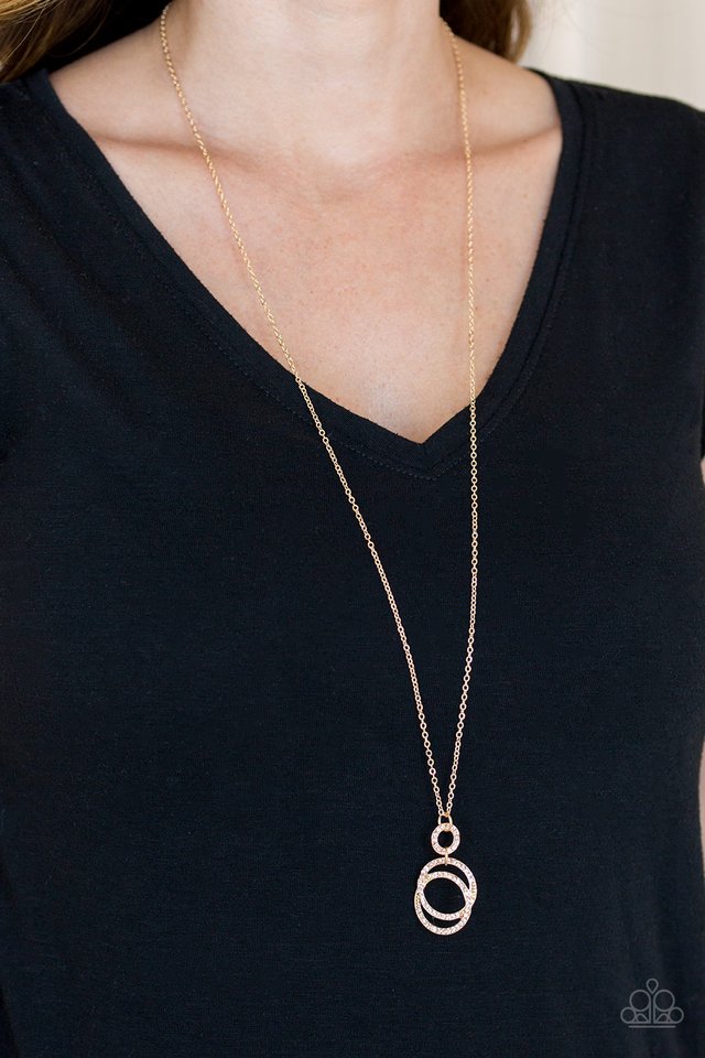 Timeless Trio - Gold - Paparazzi Necklace Image