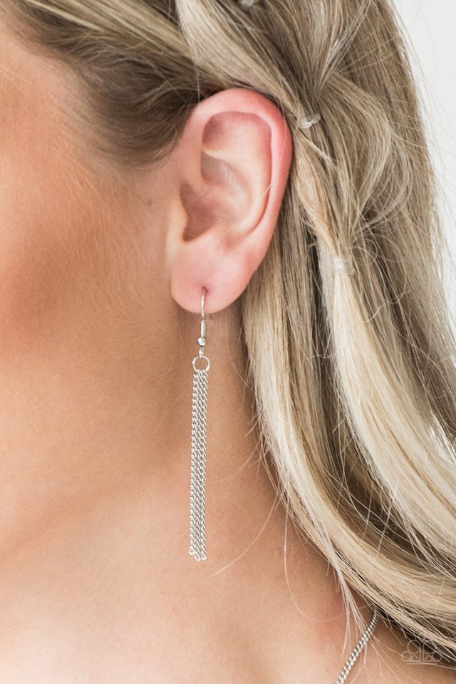 Tiki Tease - Purple - Paparazzi Necklace Image