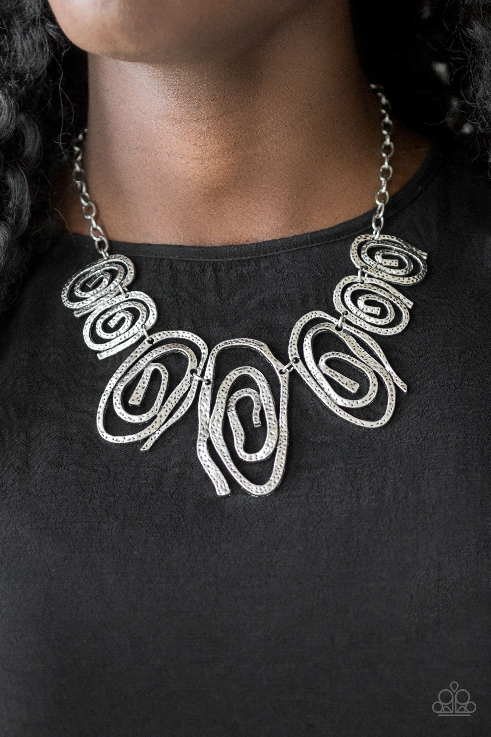 Paparazzi Necklace ~ My Cave is Your Cave - Silver