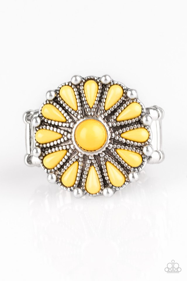 Poppy Pop-tastic - Yellow - Paparazzi Ring Image
