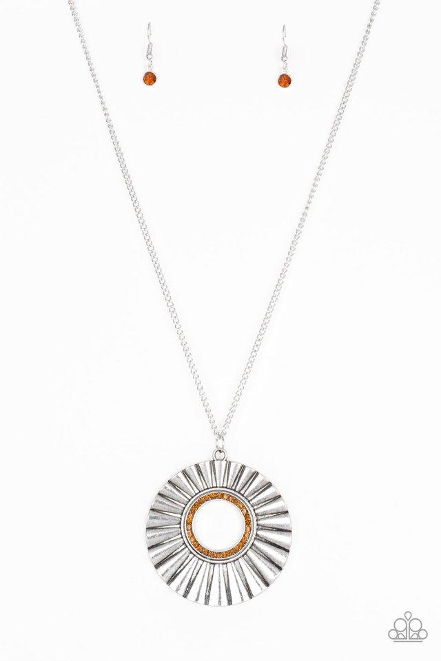 Paparazzi Necklace ~ Chicly Centered - Brown