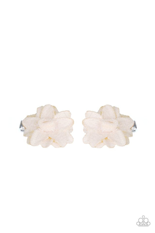 Lovely In Lilies - White - Paparazzi Hair Accessories Image