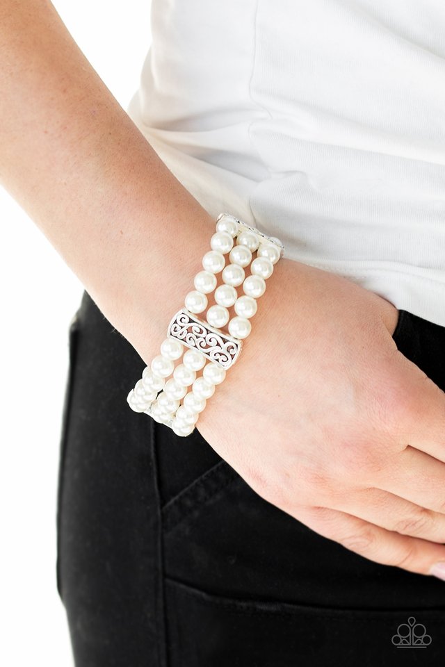 Ritzy Ritz - White - Paparazzi Bracelet Image