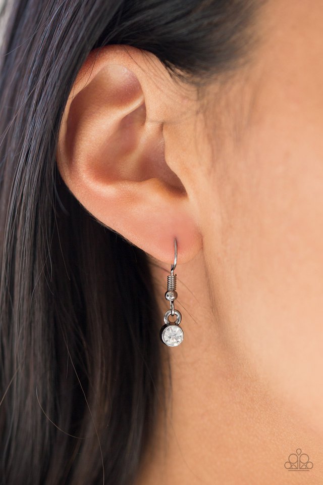 Make The World Sparkle - Black - Paparazzi Necklace Image