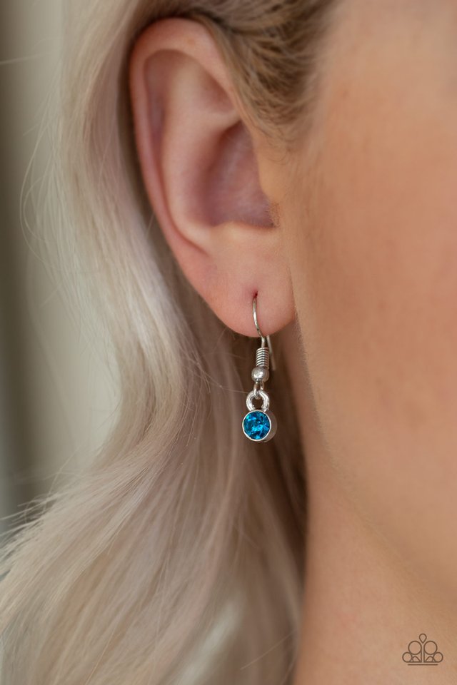 Crystal Chic - Blue - Paparazzi Necklace Image