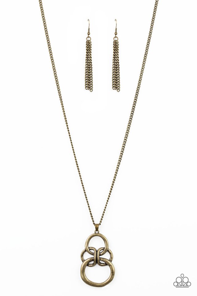 Courageous Contour - Brass - Paparazzi Necklace Image