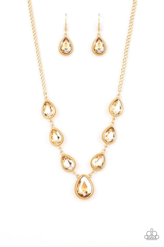 Socialite Social - Gold - Paparazzi Necklace Image