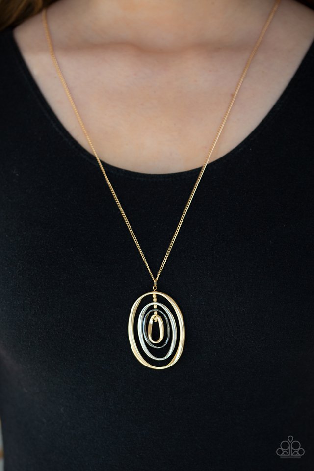 Classic Convergence - Gold - Paparazzi Necklace Image