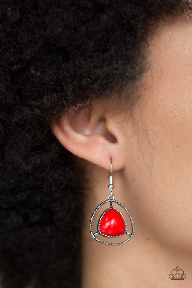 Make A Point - Red - Paparazzi Necklace Image