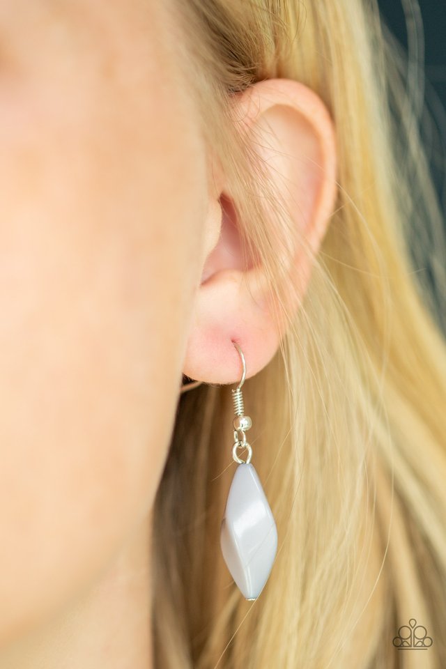 Venturous Vibes - Silver - Paparazzi Necklace Image