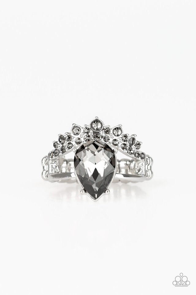 If The Crown Fits - Silver - Paparazzi Ring Image