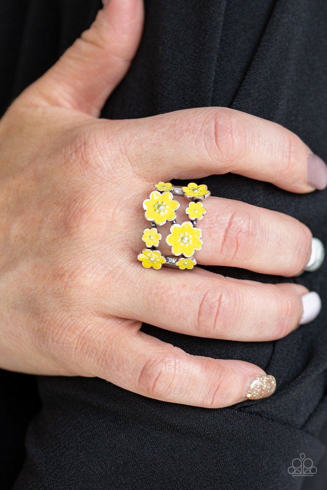 Floral Crowns - Yellow - Paparazzi Ring Image