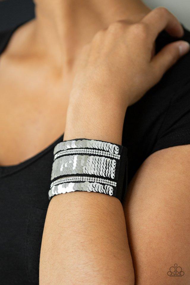 Paparazzi Bracelet ~ MERMAID Service - Blue