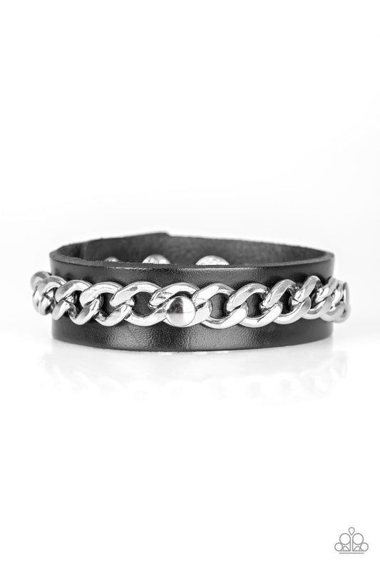 Be The CHAINge - Silver - Paparazzi Bracelet Image