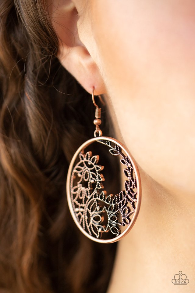 Get Into VINE - Copper - Paparazzi Earring Image