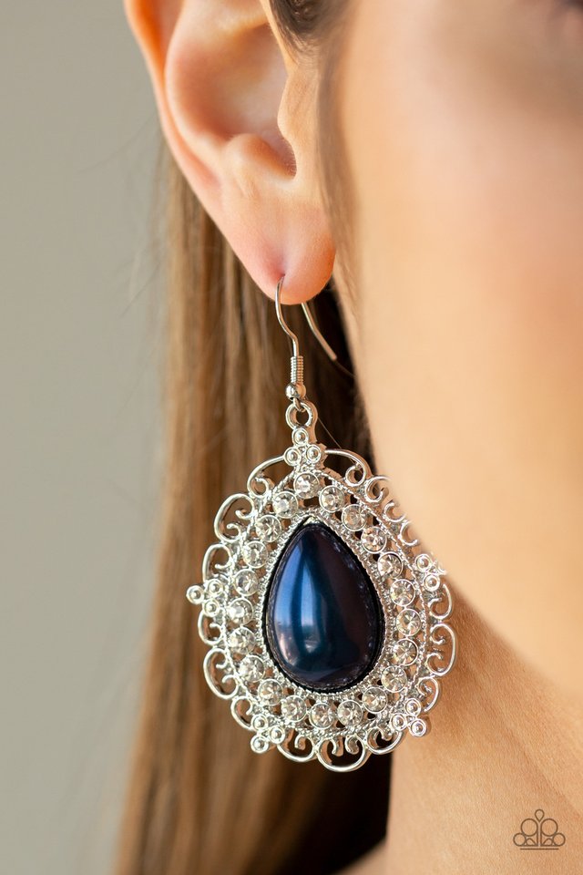 Incredibly Celebrity - Blue - Paparazzi Earring Image