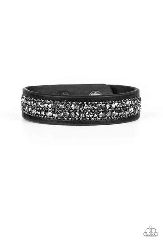 Crunch Time - Black - Paparazzi Bracelet Image