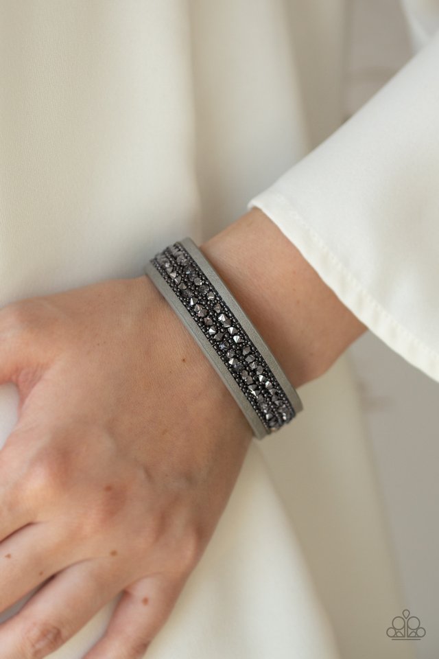 Crunch Time - Silver - Paparazzi Bracelet Image