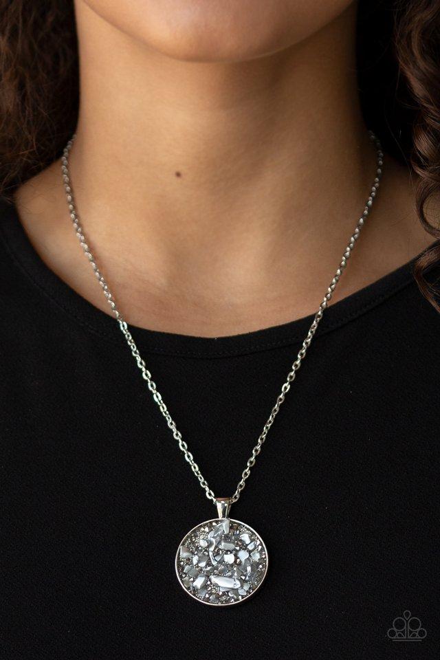 Paparazzi Necklace ~ GLAM Crush Monday - Silver
