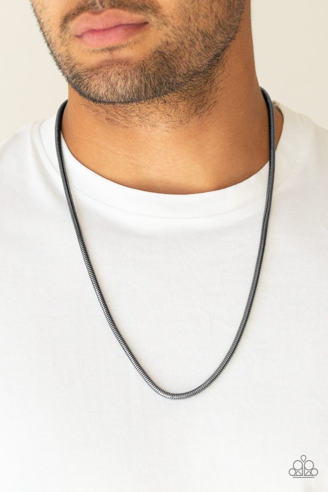 Victory Lap - Black - Paparazzi Necklace Image