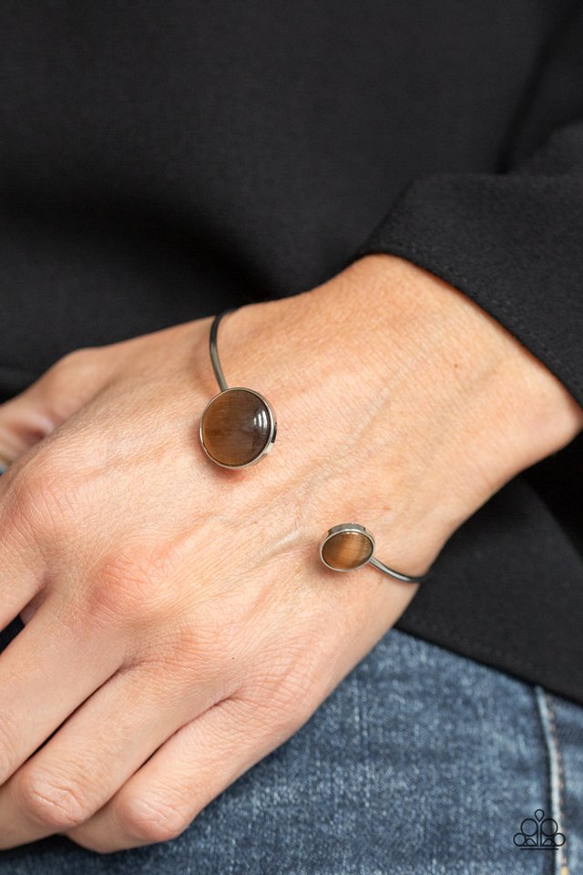 Brilliantly Basic - Brown - Paparazzi Bracelet Image