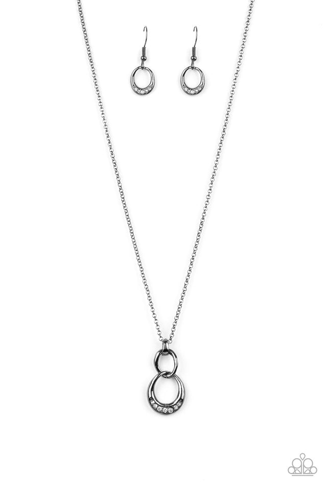 Rockefeller Royal - Black - Paparazzi Necklace Image