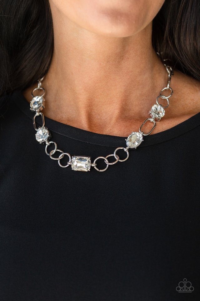 Urban District - White - Paparazzi Necklace Image