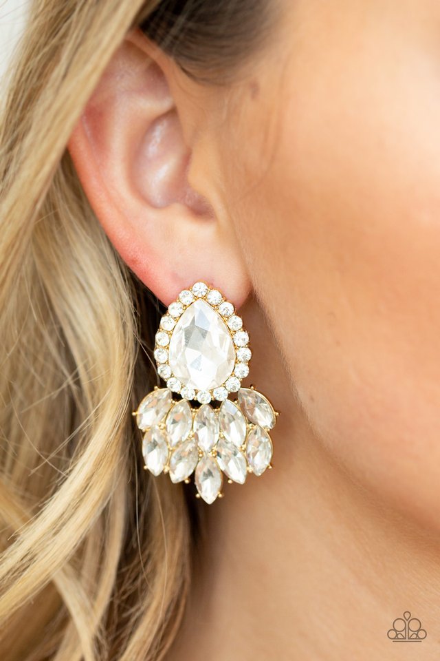 A Breath of Fresh HEIR - Gold - Paparazzi Earring Image