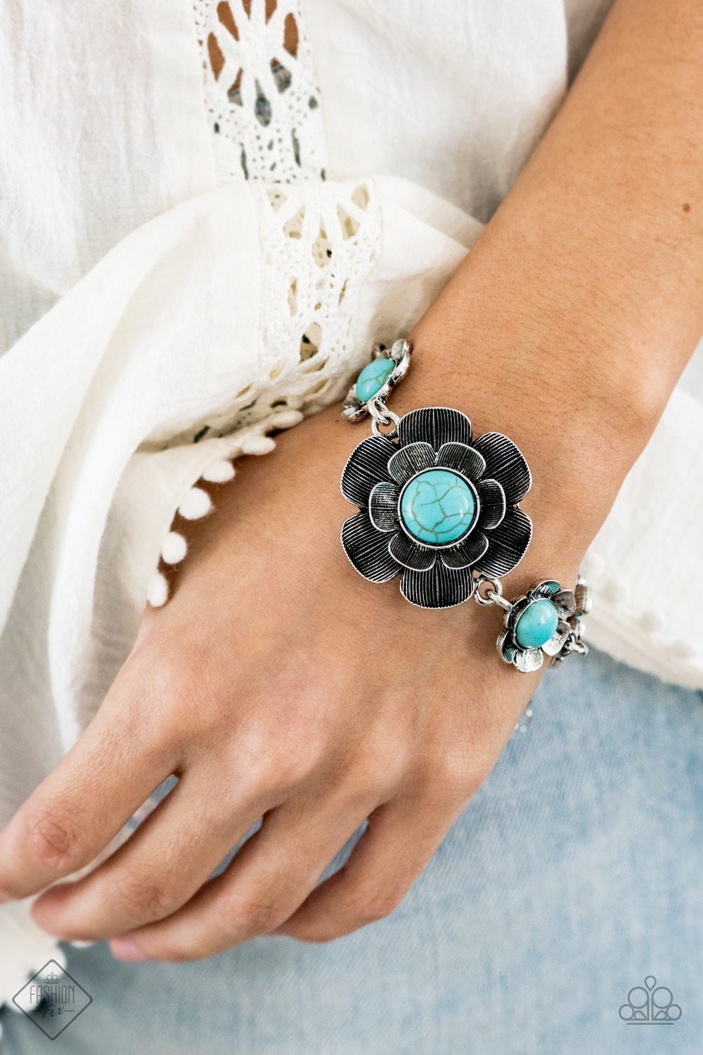 Paparazzi Bracelet ~ Badlands Blossom - Blue