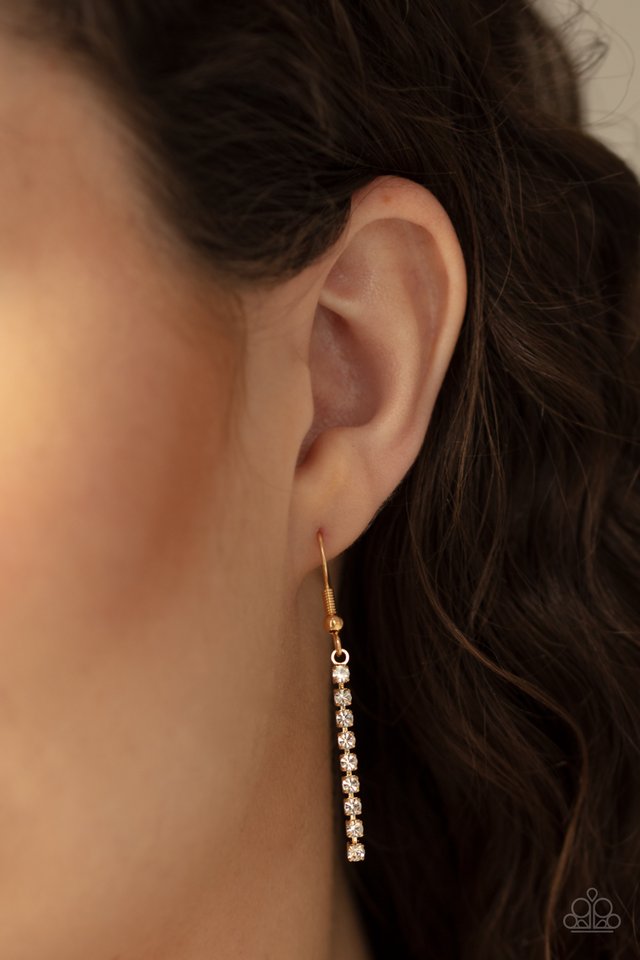 Glamour Glow - Gold - Paparazzi Necklace Image