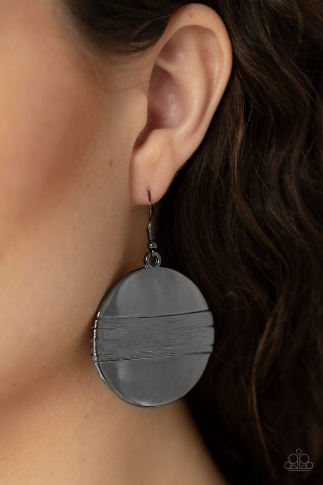 Ultra Uptown - Black - Paparazzi Earring Image