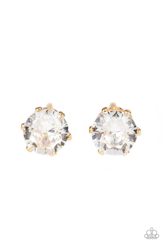 Delicately Dainty - Gold - Paparazzi Earring Image