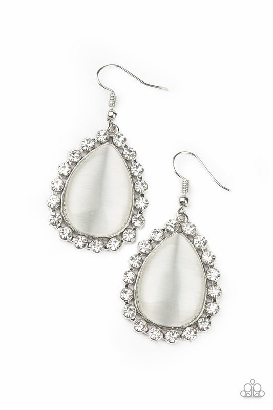 Teardrop Trendsetter - White - Paparazzi Earring Image