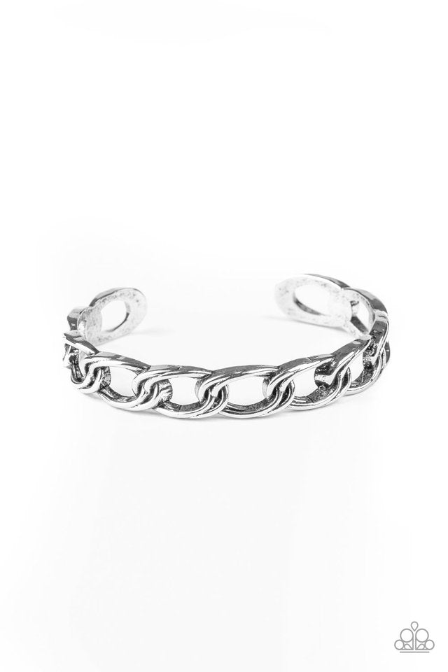 LINK Tank - Silver - Paparazzi Bracelet Image