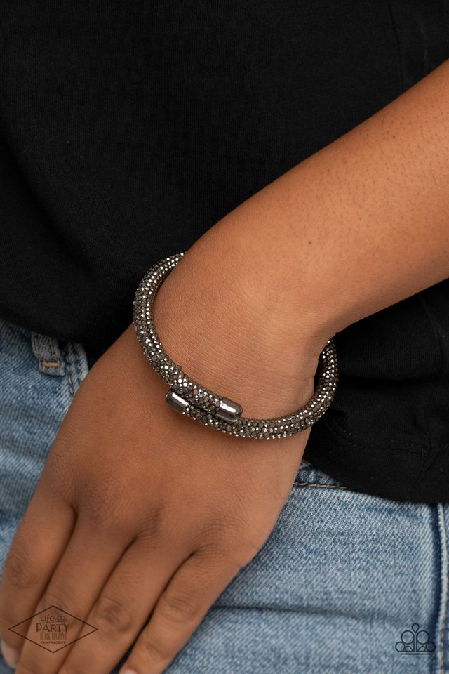 Stageworthy Sparkle - Black - Paparazzi Bracelet Image