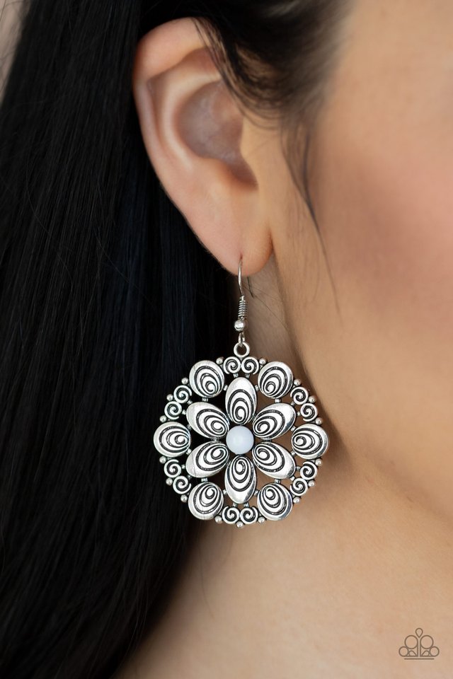 Grove Groove - White - Paparazzi Earring Image