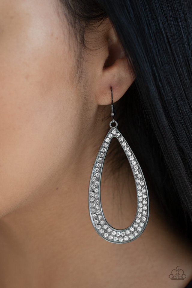Diamond Distraction - Black - Paparazzi Earring Image