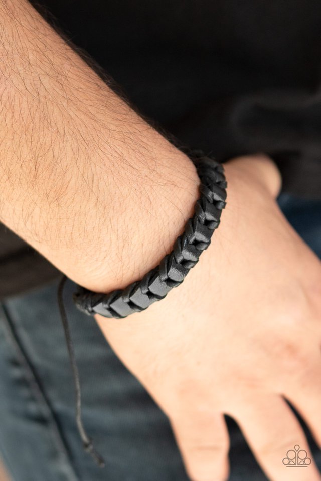 Grit and Grease - Black - Paparazzi Bracelet Image