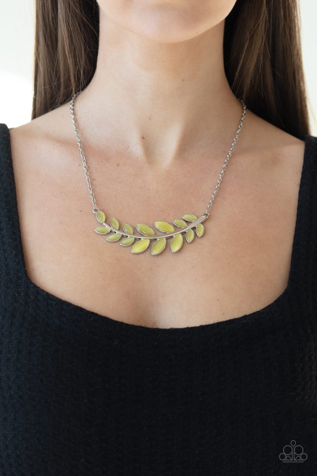 Frosted Foliage - Yellow - Paparazzi Necklace Image