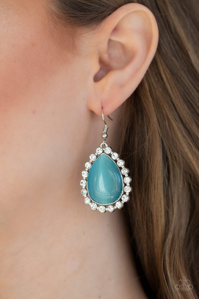Teardrop Trendsetter - Blue - Paparazzi Earring Image