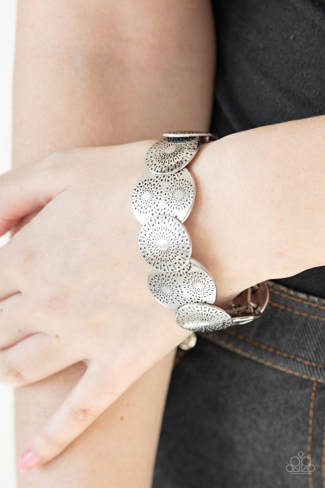 Pleasantly Posy - Silver - Paparazzi Bracelet Image