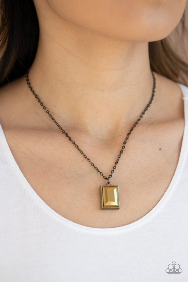 Pro Edge - Brass - Paparazzi Necklace Image
