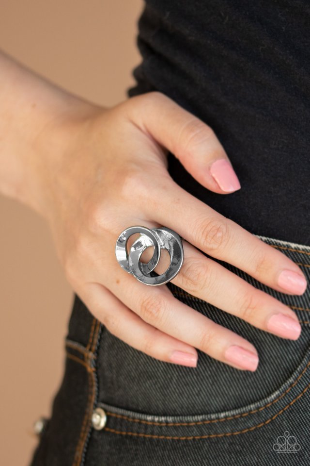 Pro Top Spin - Black - Paparazzi Ring Image