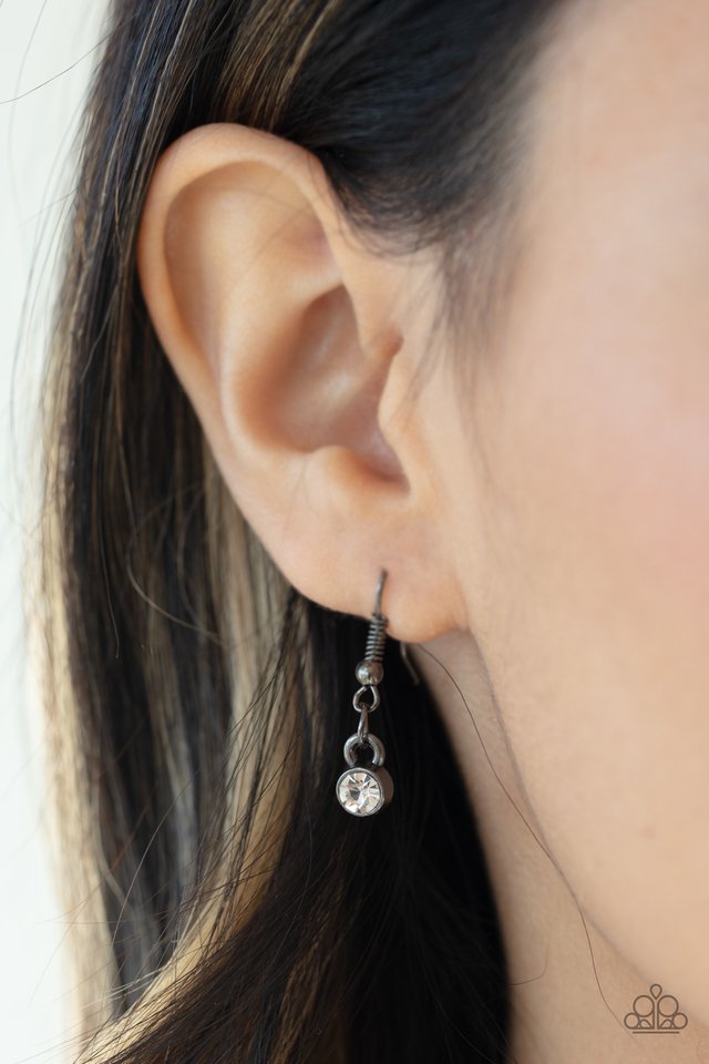 All The Worlds My Stage - Black - Paparazzi Necklace Image