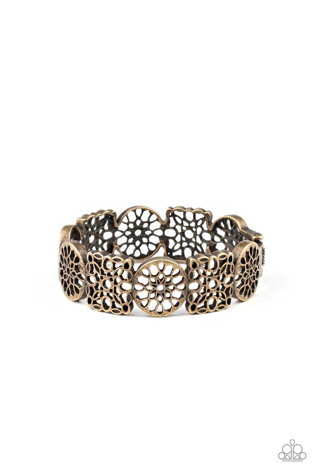 Mandala Mixer - Brass - Paparazzi Bracelet Image
