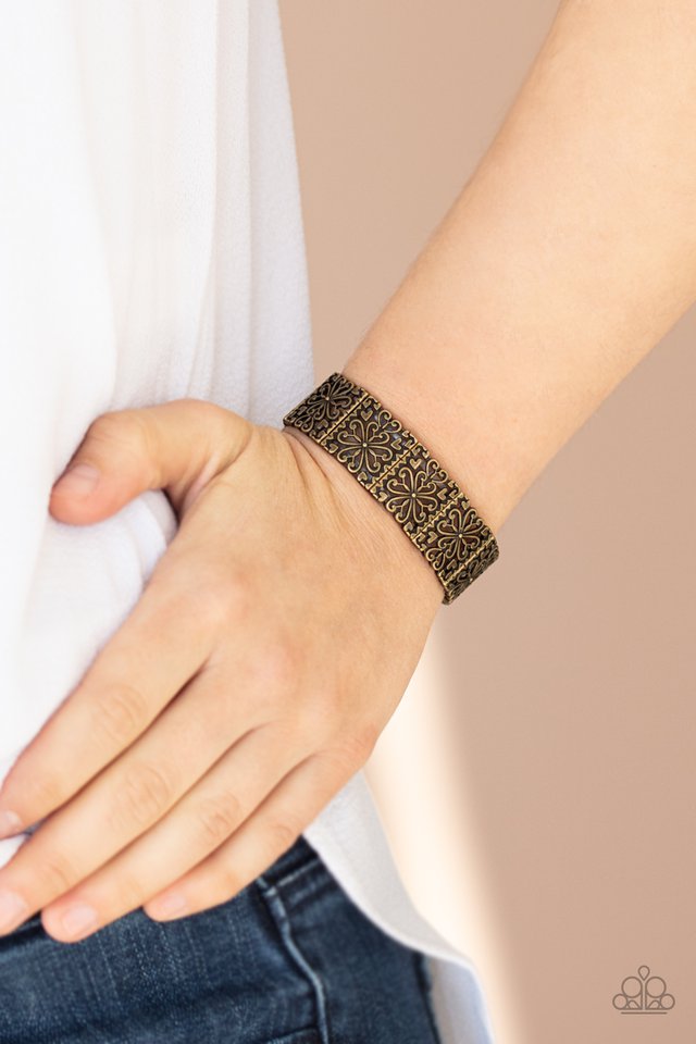 Summer Scandal - Brass - Paparazzi Bracelet Image