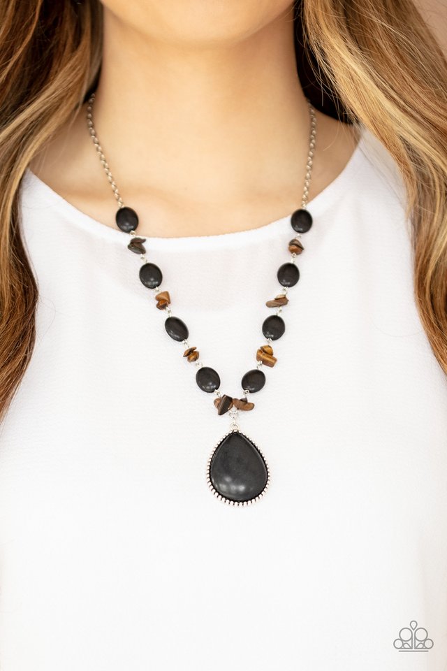Desert Diva - Black - Paparazzi Necklace Image