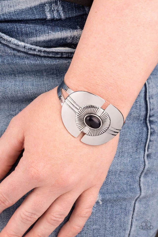 Canyon Couture - Black - Paparazzi Bracelet Image