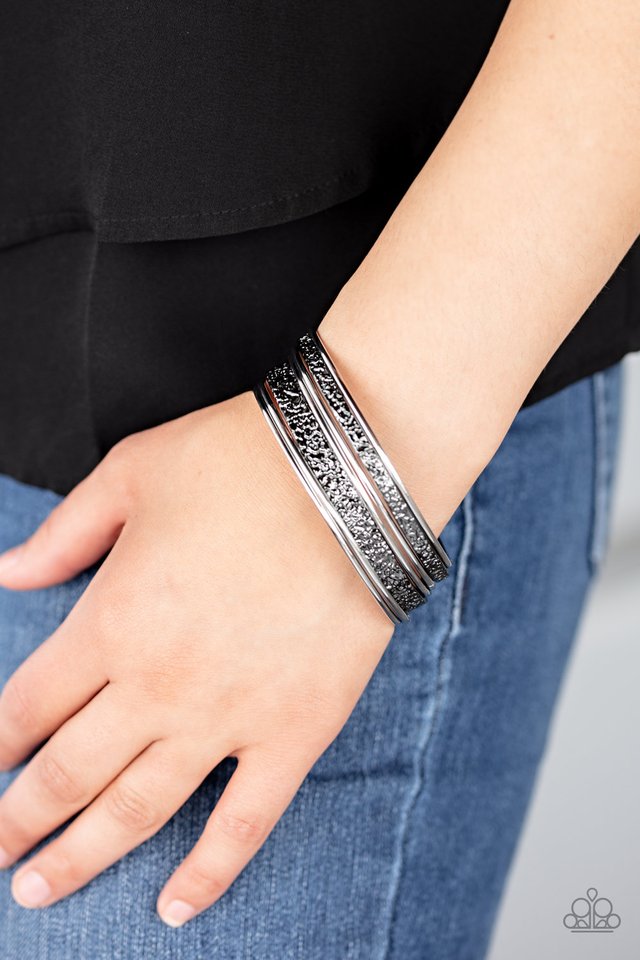 Full Circle - Multi - Paparazzi Bracelet Image